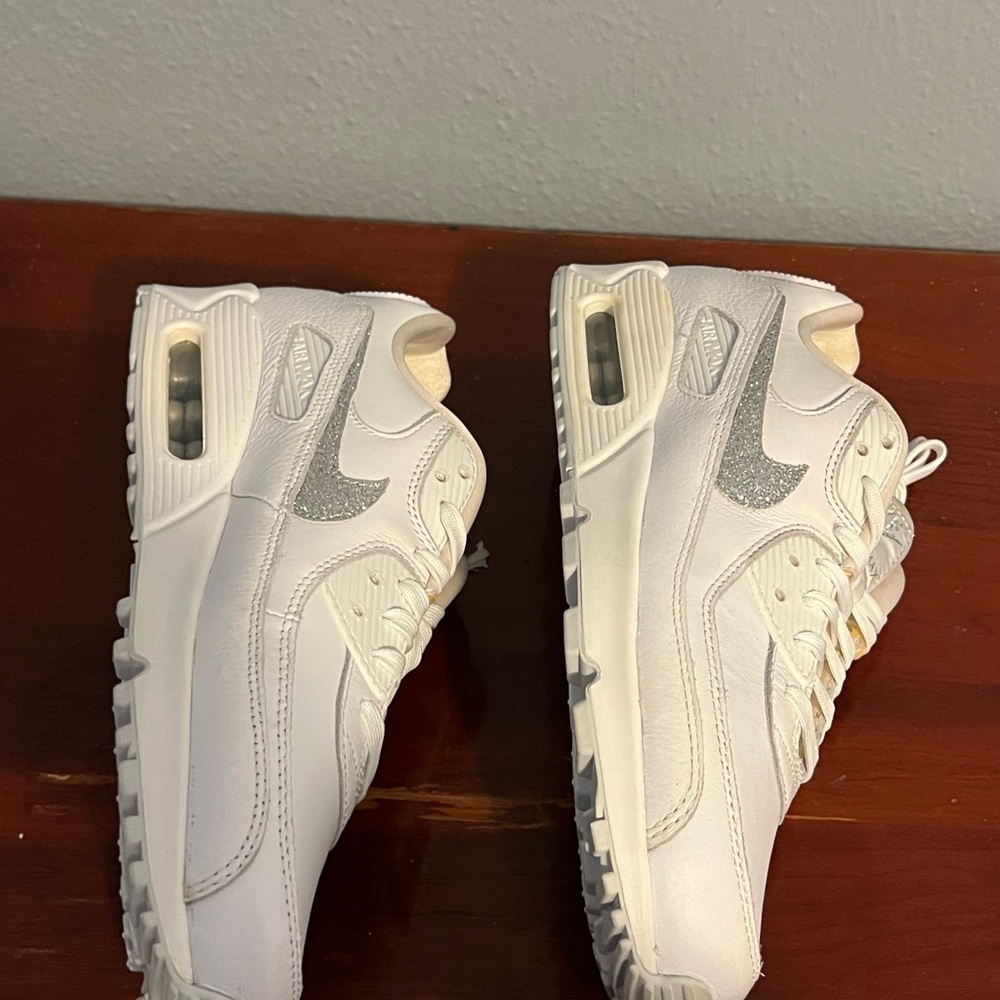 Nike White and Silver Air Max 90 Excellent Condition Pre Owned - Picture 1 of 8